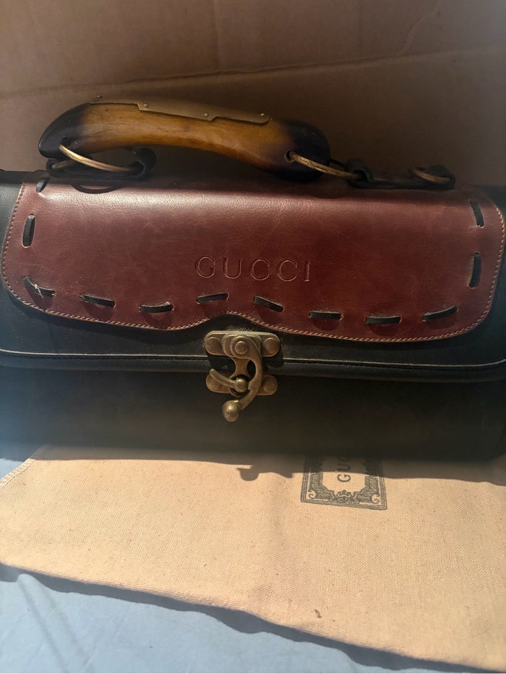 Gucci Black and Brown Leather women’s purse with Wooden Handle